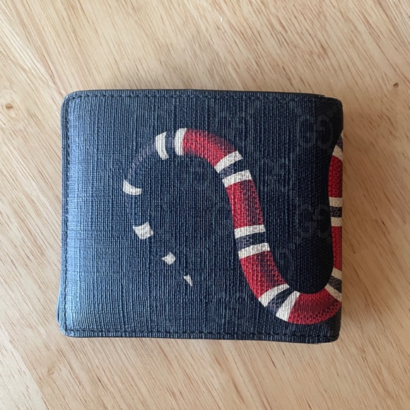 Authentic Gucci Wallet Kingsnake Print - Picture 2 of 5